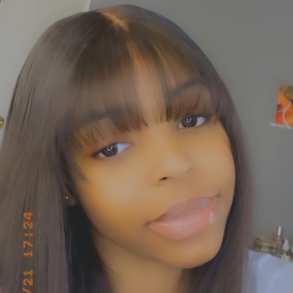 Meet your Posher, Taae - Picture 1 of 1